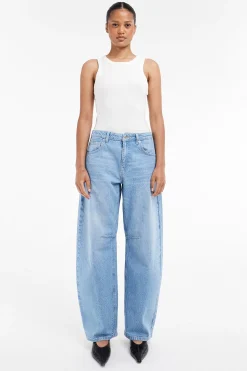 Jeans barrel fit