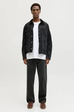 Jeans clásicos corte recto