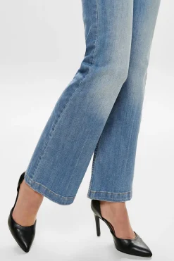 Jeans Flare Tiro Alto