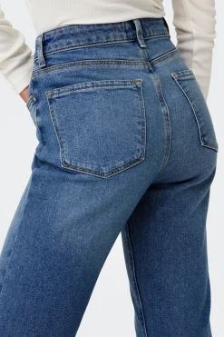 Jeans Mom