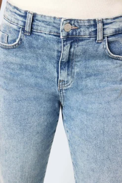 jeans wide legs