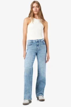 jeans wide legs