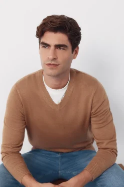 Jersey punto algod&oacute;n cuello pico b&aacute;sico