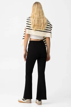 Leggings Flare con Botones Frontales