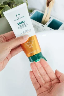 Limpiador Exfoliante de Vitamina C 100ml