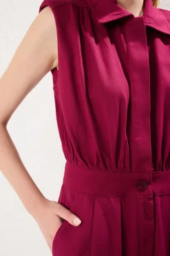 Mono sin mangas cuello camisa