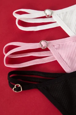 Pack de 3 tangas canal&eacute; detalle coraz&oacute;n
