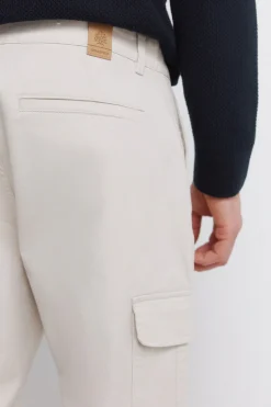 Pantal&oacute;n cargo comfort slim fit