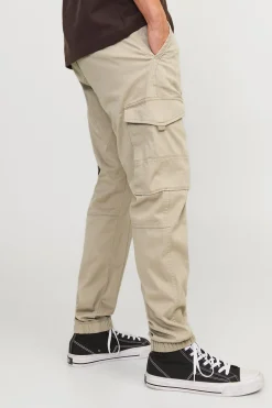Pantal&oacute;n cargo slim fit