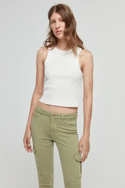 Pantal&oacute;n cargo slim fit