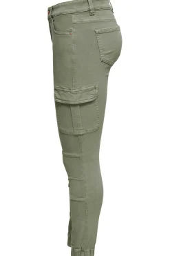 Pantal&oacute;n cargo slim fit