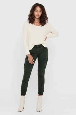 Pantal&oacute;n cargo slim fit