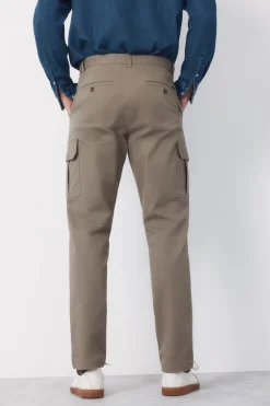 Pantal&oacute;n cargo tapered