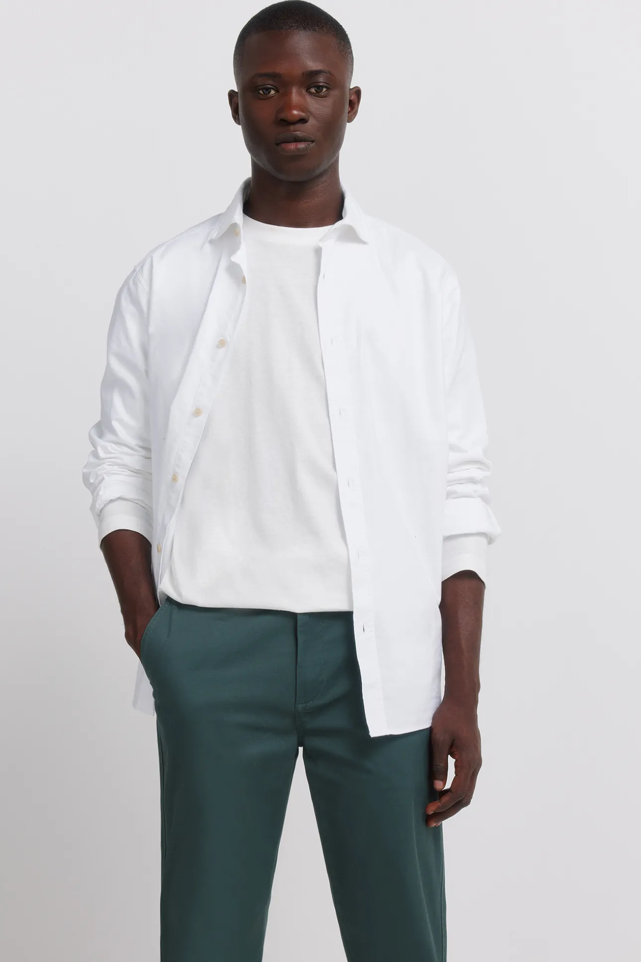 Pantal&oacute;n chino color slim fit