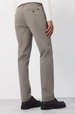 Pantal&oacute;n chino regular fit