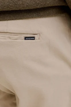 Pantal&oacute;n chino relaxed