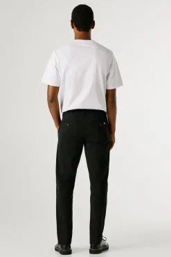 Pantal&oacute;n chino slim