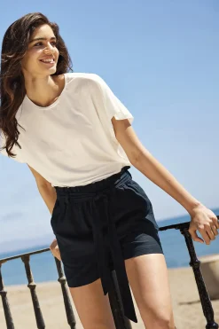 Pantalón corto de lino