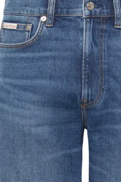 Pantal&oacute;n corto slim