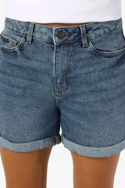 Pantal&oacute;n corto vaquero