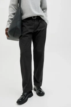 Pantal&oacute;n estilo chino