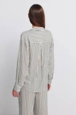 Pantal&oacute;n largo ancho