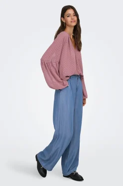 Pantalón largo ancho