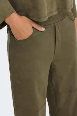 Pantal&oacute;n largo antelina