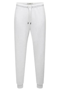 Pantal&oacute;n largo de ch&aacute;ndal