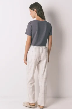 Pantal&oacute;n largo franela blanco print cuadros