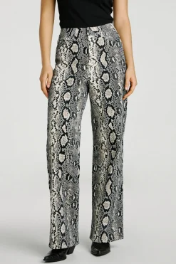 Pantal&oacute;n loose fit corderoy