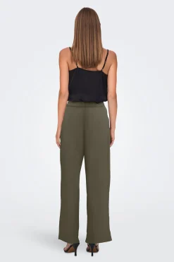 Pantal&oacute;n palazzo