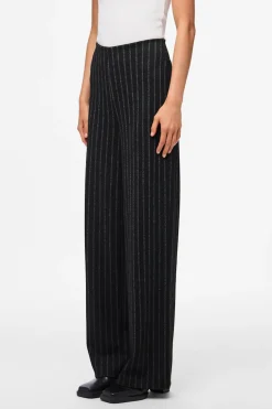 Pantal&oacute;n rayas tiro alto recto