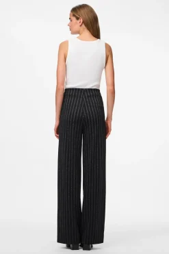 Pantal&oacute;n rayas tiro alto recto