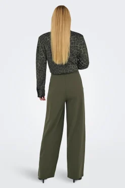 Pantal&oacute;n recto pinzas