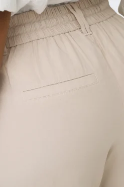 Pantal&oacute;n regular fit