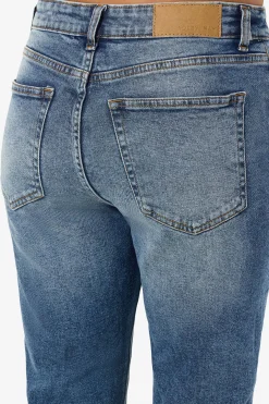 Pantal&oacute;n vaquero de largo tobillero