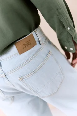 Pantal&oacute;n vaquero new straight fit