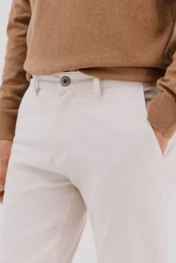 Pantal&oacute;n vaquero tapered fit