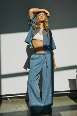 Pantalón wide lazada