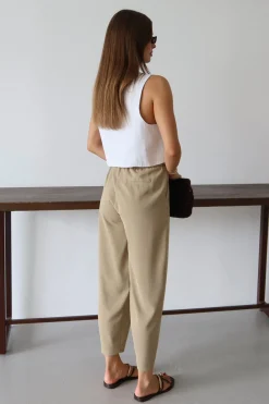 Pantalones corte carrot