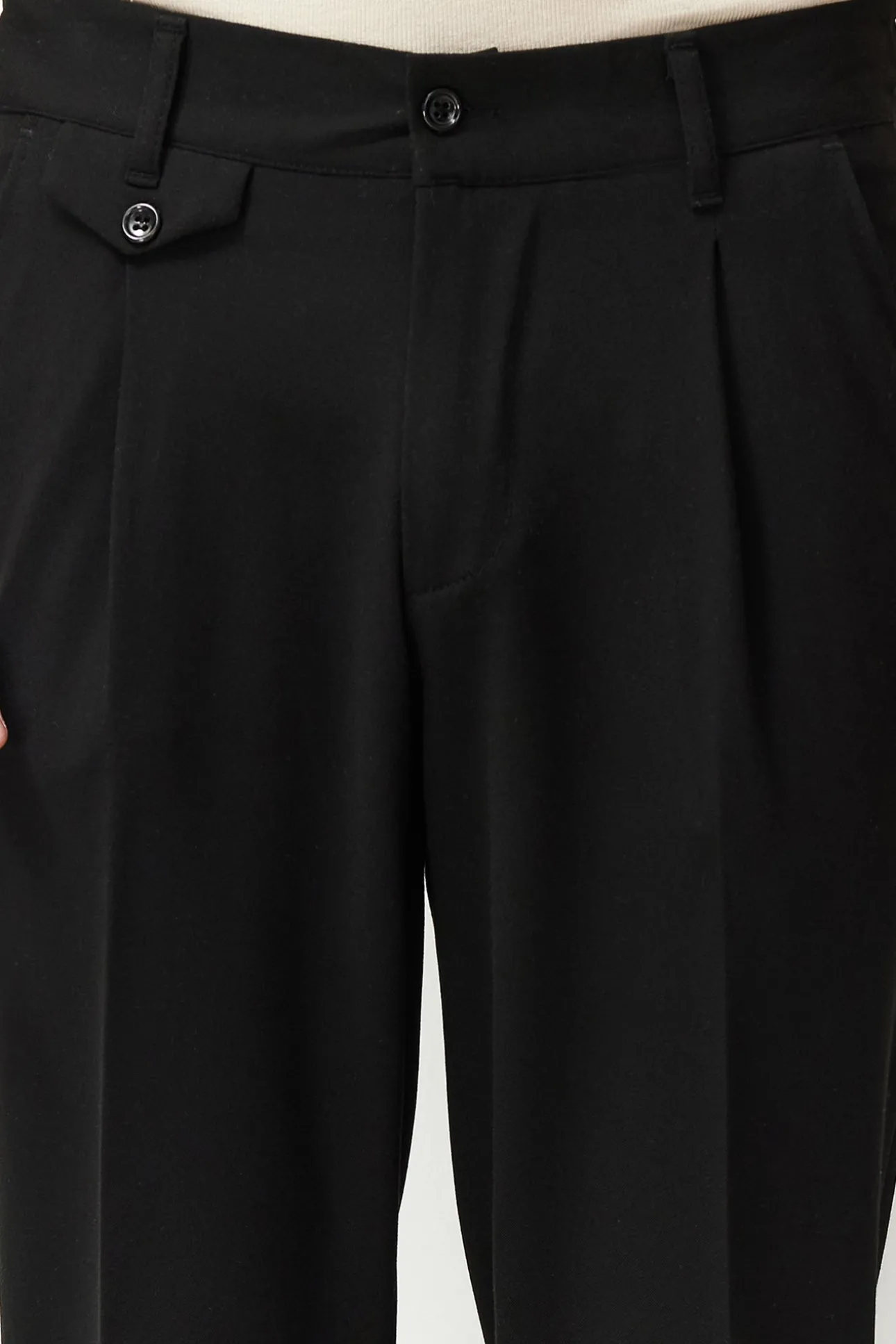 Pantalones tipo traje