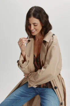 Parka larga entretiempo