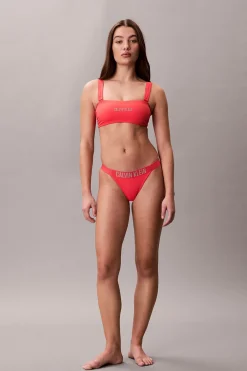 Parte de arriba de bikini estilo bandeau