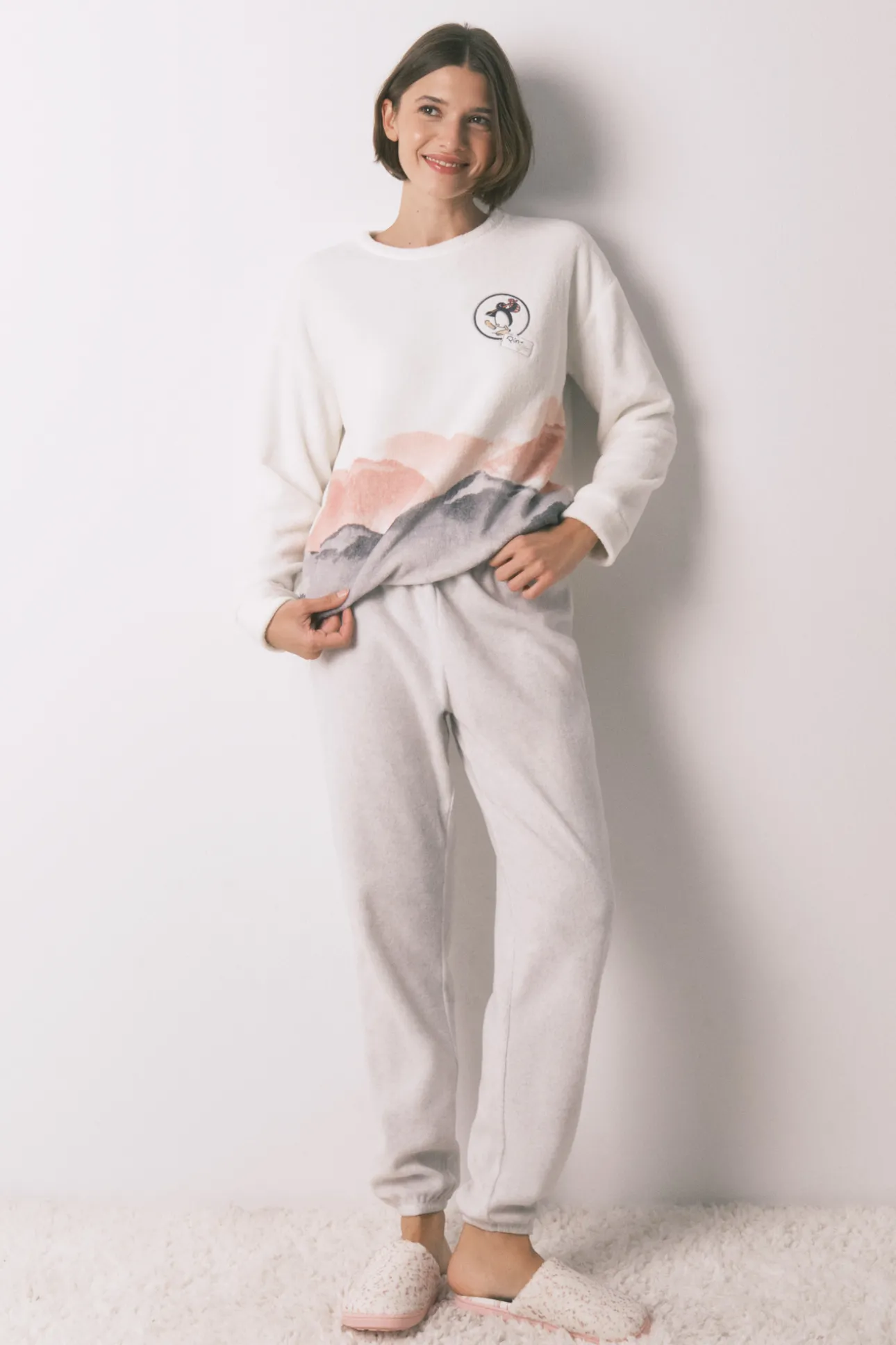 Pijama largo polar suave estampado Pingu