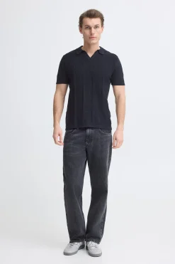 Polo de punto con cuello pico