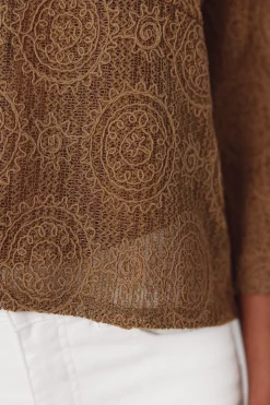 Polo r&uacute;stico bordado