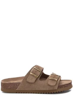 Sandalia con hebillas