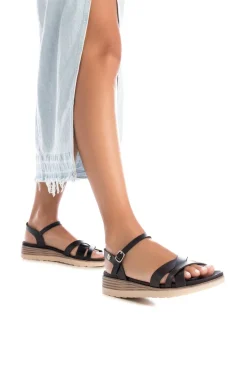 Sandalia cu&ntilde;a tiras entrelazadas