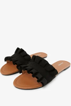 Sandalia plana tipo pala